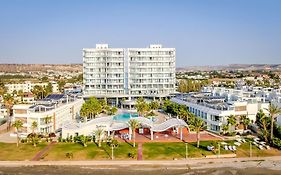 Radisson Beach Resort Larnaca